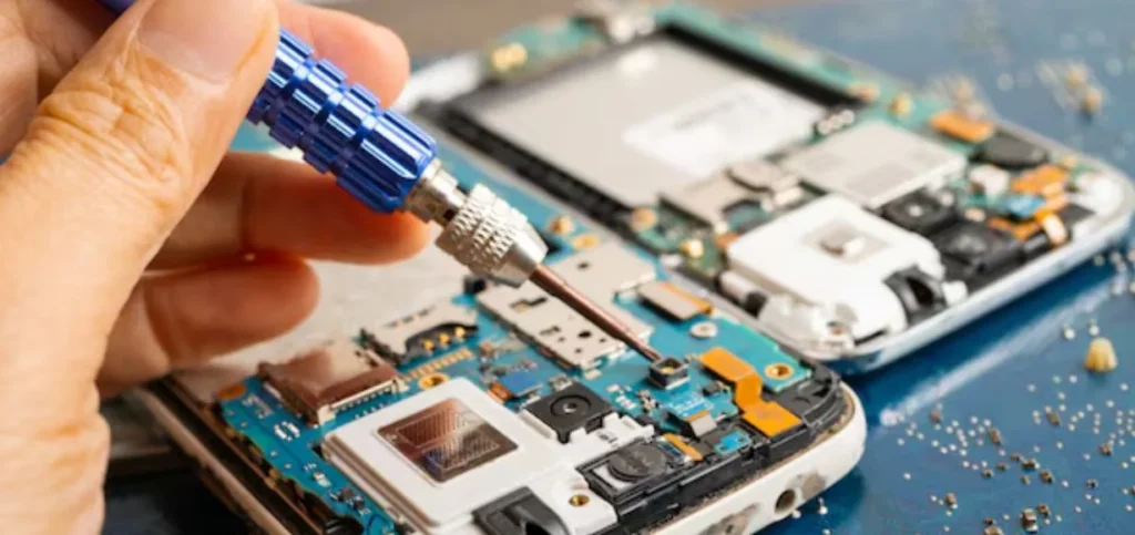 Business Ideas in Punjab - Mobile Repair and Accessories Shop
