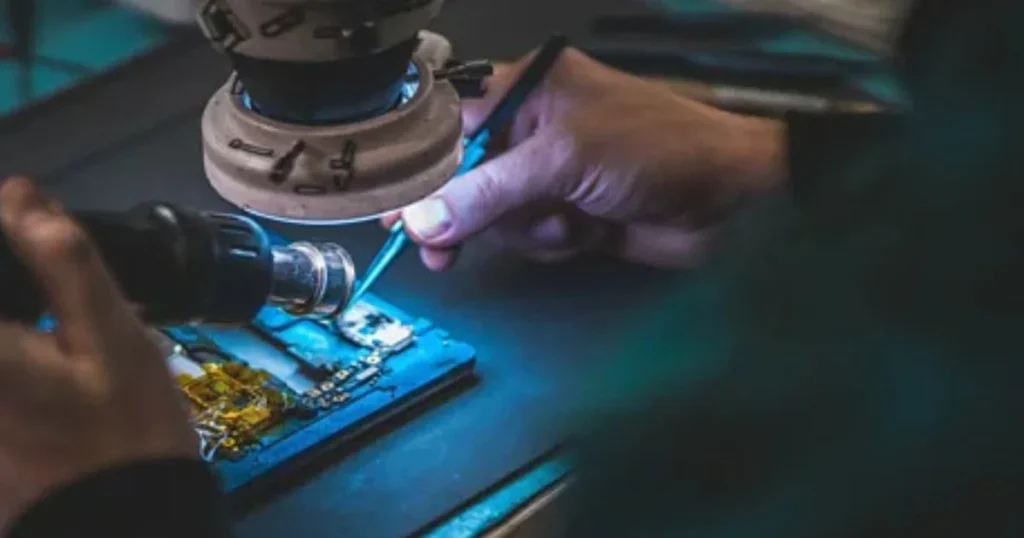 Business Ideas in Mumbai - Device Repair Hub (Right to Repair)