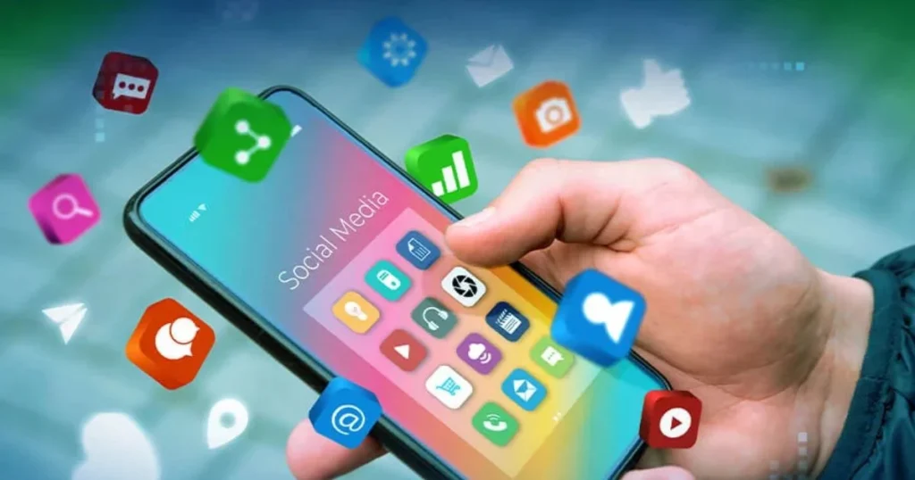 How to Make Money from Your Phone - Social Media Management